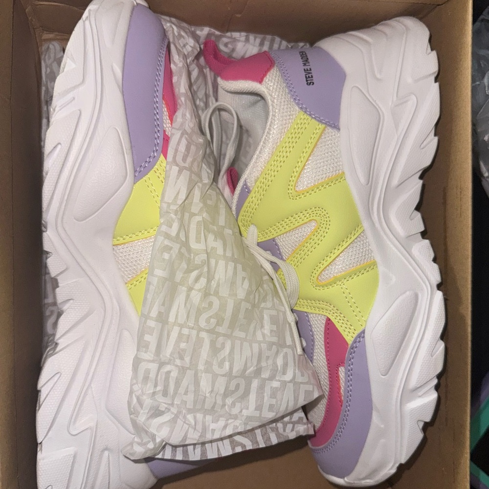 Steve Madden Accurate Purple Multi
 Sneakers